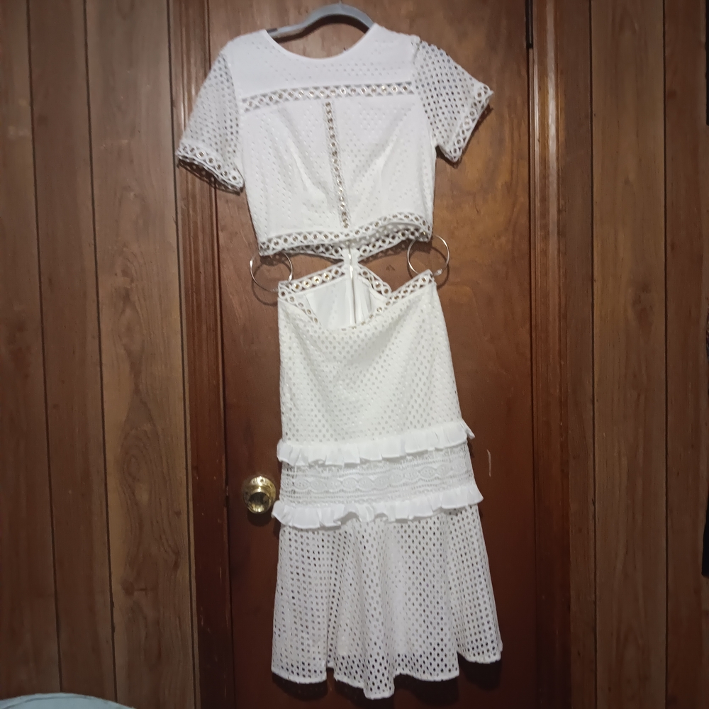 Chic White Lace Midi Dress